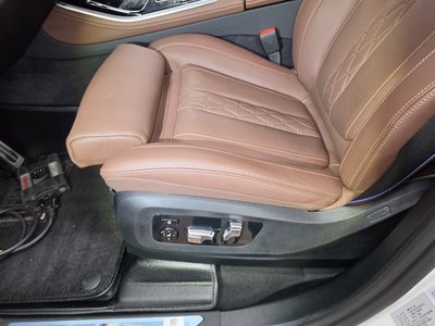2025 BMW X5 photo 7