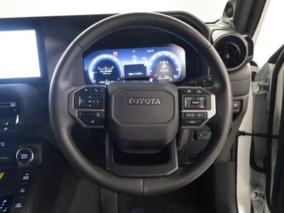 TOYOTA LAND CRUISER 250 - 6