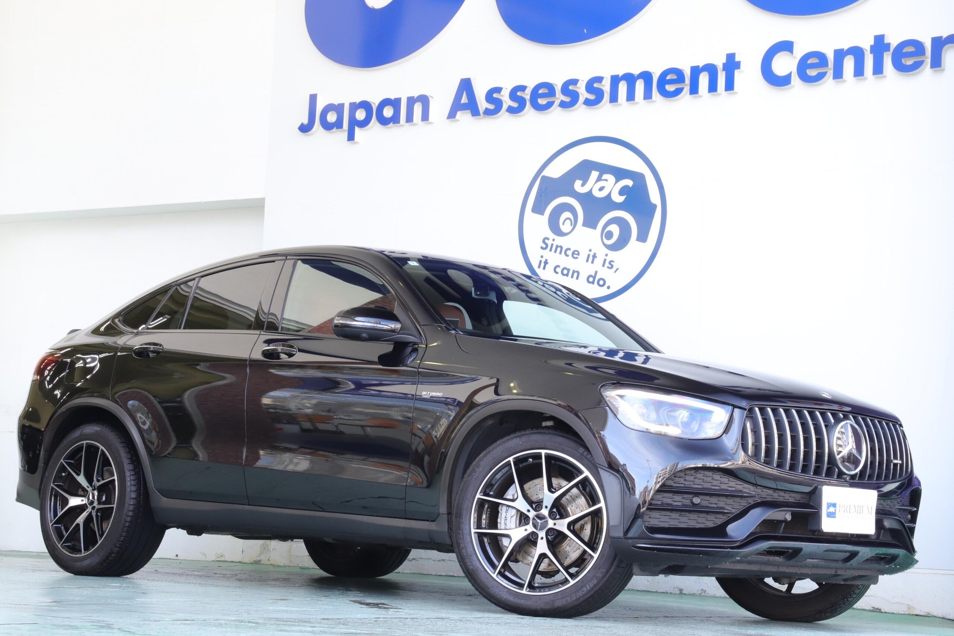 MERCEDES-BENZ GLC AMG - View 1