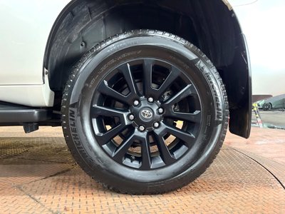 صورة مصغرة 49 لـ 2023 Toyota LAND CRUISER PRADO