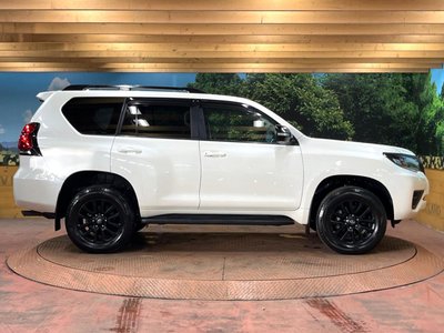 صورة مصغرة 60 لـ 2023 Toyota LAND CRUISER PRADO