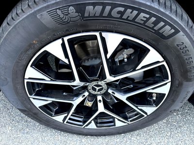 MERCEDES-BENZ GLC - 7