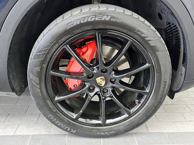 PORSCHE CAYENNE - 8