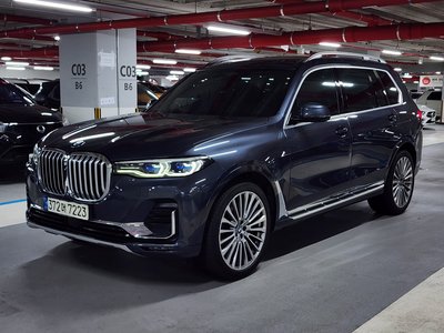 2021 BMW X7 照片 1