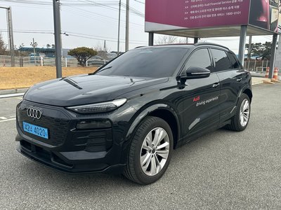 AUDI Q6 E-TRON - 1