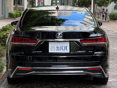 LEXUS LS - 3
