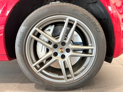PORSCHE MACAN - 7