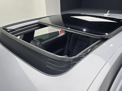 2021 AUDI Q8 — миниатюра 23