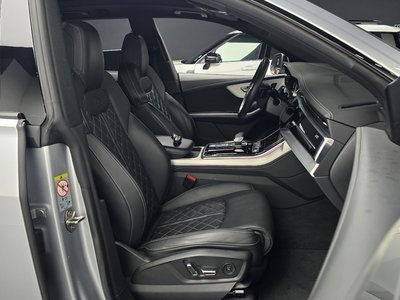 2021 AUDI Q8 — миниатюра 13