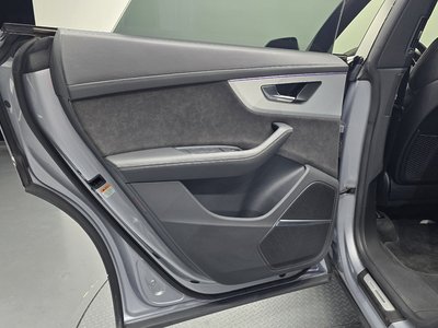 2021 AUDI Q8 — миниатюра 15
