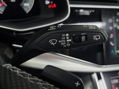 2021 AUDI Q8 — миниатюра 31
