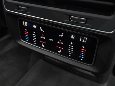 2021 AUDI Q8 — миниатюра 28