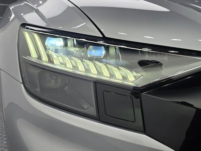2021 AUDI Q8 photo 9