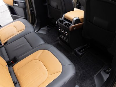 صورة مصغرة 56 لـ 2023 LAND Rover DEFENDER