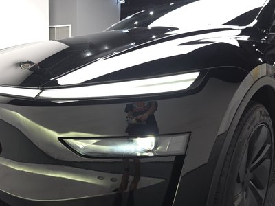 صورة 9 لـ 2025 Tesla MODEL Y