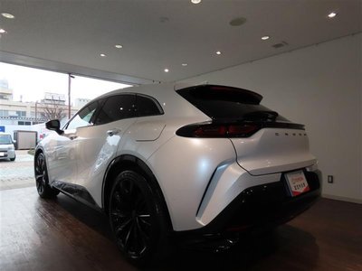 TOYOTA CROWN SPORT - 4