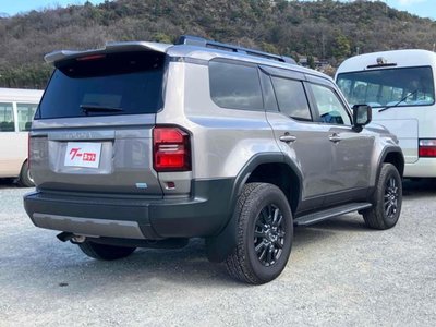 TOYOTA LAND CRUISER 250 - 9