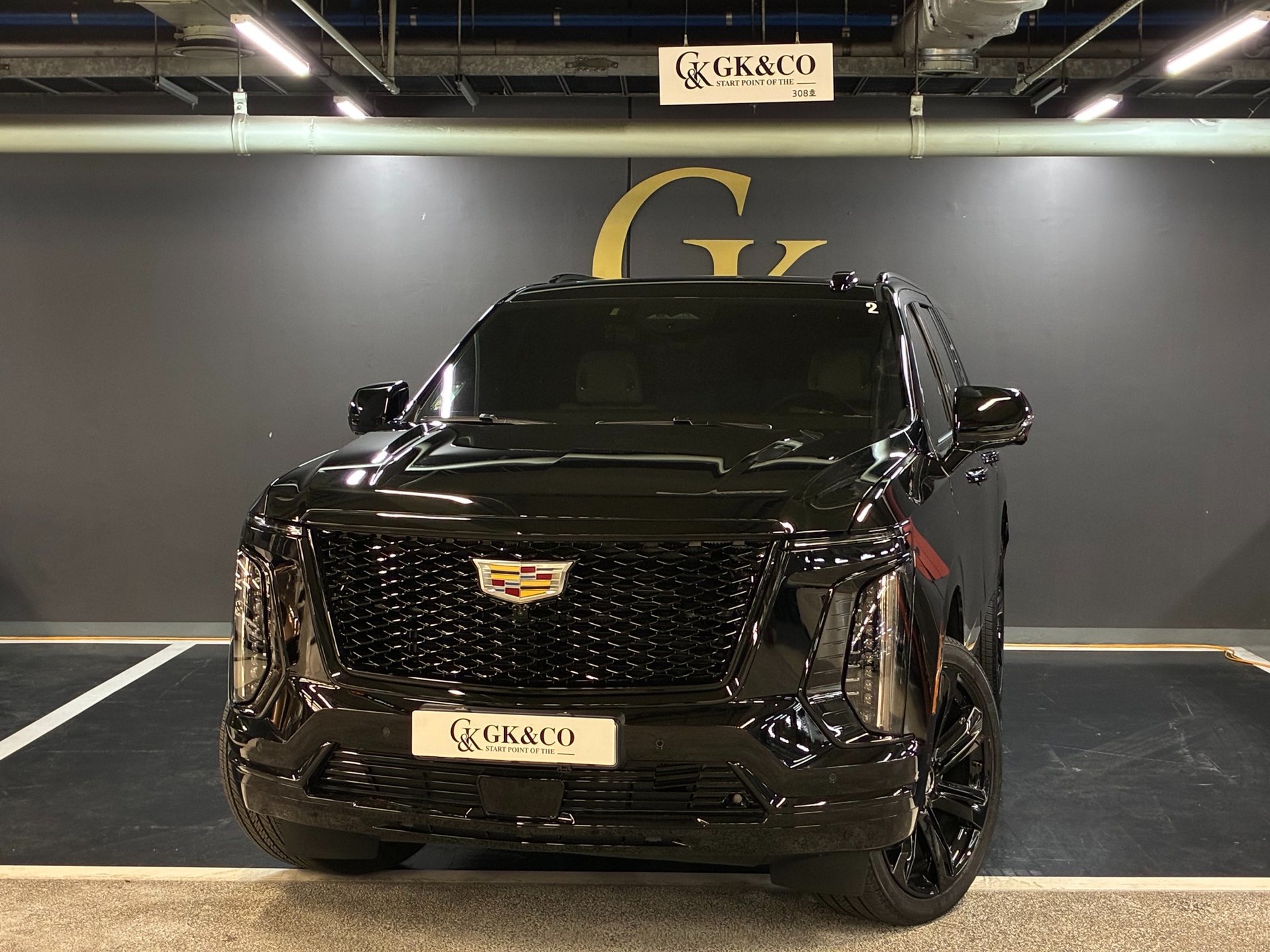 CADILLAC ESCALADE 5TH GENERATION - View 1