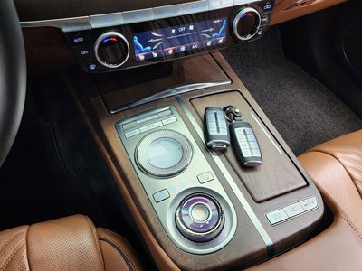 GENESIS G80 (RG3) - 9