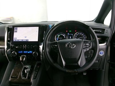 TOYOTA ALPHARD - 8