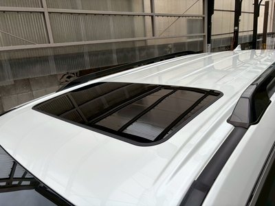 TOYOTA LAND CRUISER 300 - 5