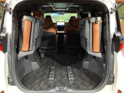 صورة مصغرة 11 لـ 2025 Toyota VELLFIRE