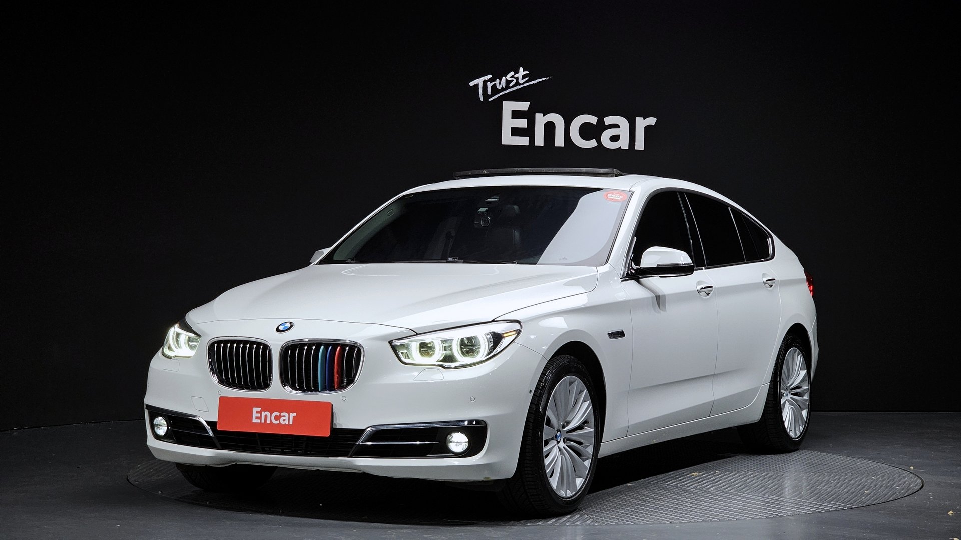 BMW 5 SERIES GT - View 1