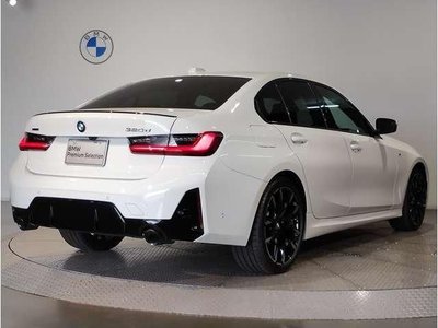 2025 BMW 3 SERIES — фото 3