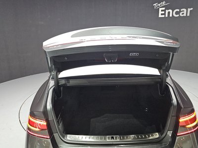 2022 Genesis G90 (RS4) — миниатюра 26