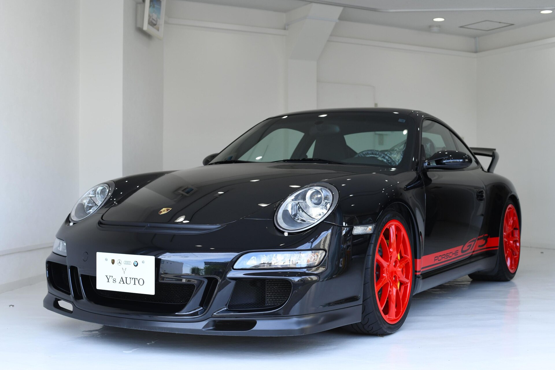 PORSCHE 911 - View 1