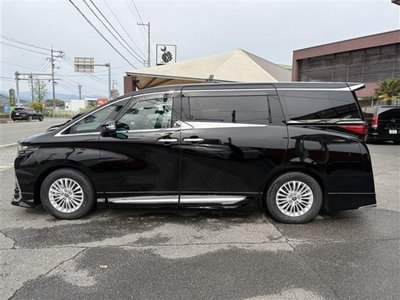 TOYOTA ALPHARD - 4