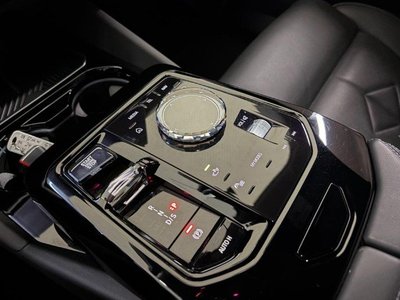 2024 BMW 5 SERIES 缩略图 11