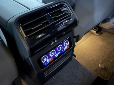 2024 BMW 5 SERIES photo 8