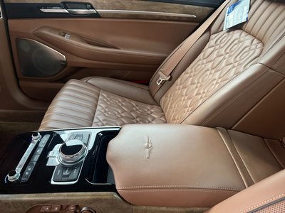 2019 Genesis G90 — фото 9