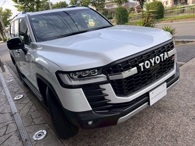 صورة مصغرة 15 لـ 2023 Toyota LAND CRUISER 300