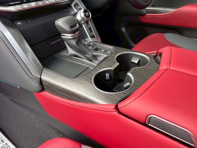 صورة مصغرة 39 لـ 2023 Toyota LAND CRUISER 300