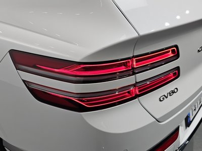GENESIS GV80 - 10