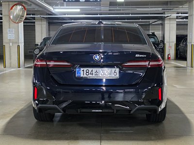 صورة 3 لـ 2025 BMW 5 SERIES