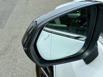 صورة مصغرة 34 لـ 2025 Lexus RX