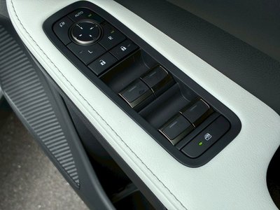 صورة مصغرة 58 لـ 2025 Lexus RX
