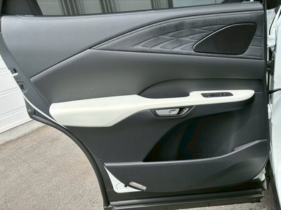 صورة مصغرة 65 لـ 2025 Lexus RX