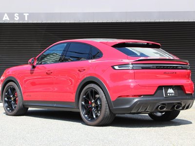 صورة 3 لـ 2024 Porsche CAYENNE