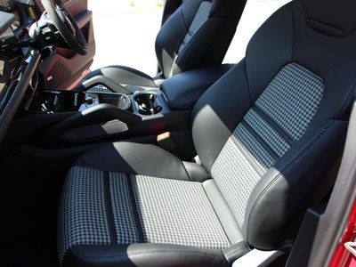 2024 Porsche CAYENNE — миниатюра 31