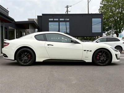 2016 Maserati GRANTURISMO photo 3
