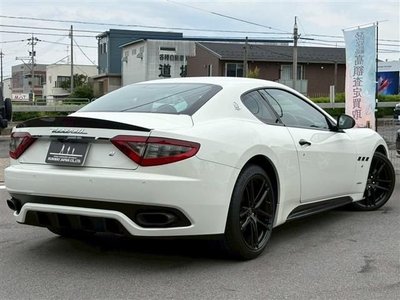 2016 Maserati GRANTURISMO photo 6