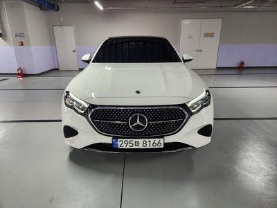MERCEDES-BENZ E-CLASS - 1