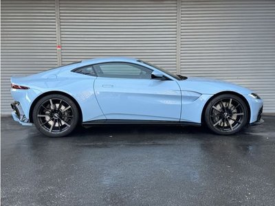 ASTON MARTIN VANTAGE - 5