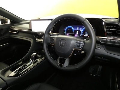 TOYOTA CROWN SPORT - 2