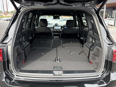 2025 Mercedes-BENZ GLB — миниатюра 25