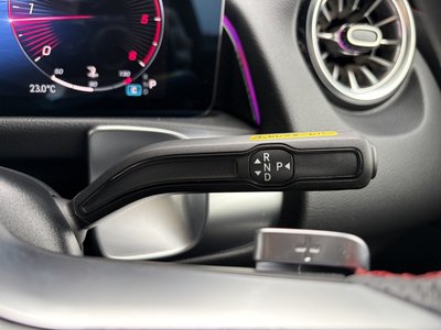 2025 Mercedes-BENZ GLB — миниатюра 38
